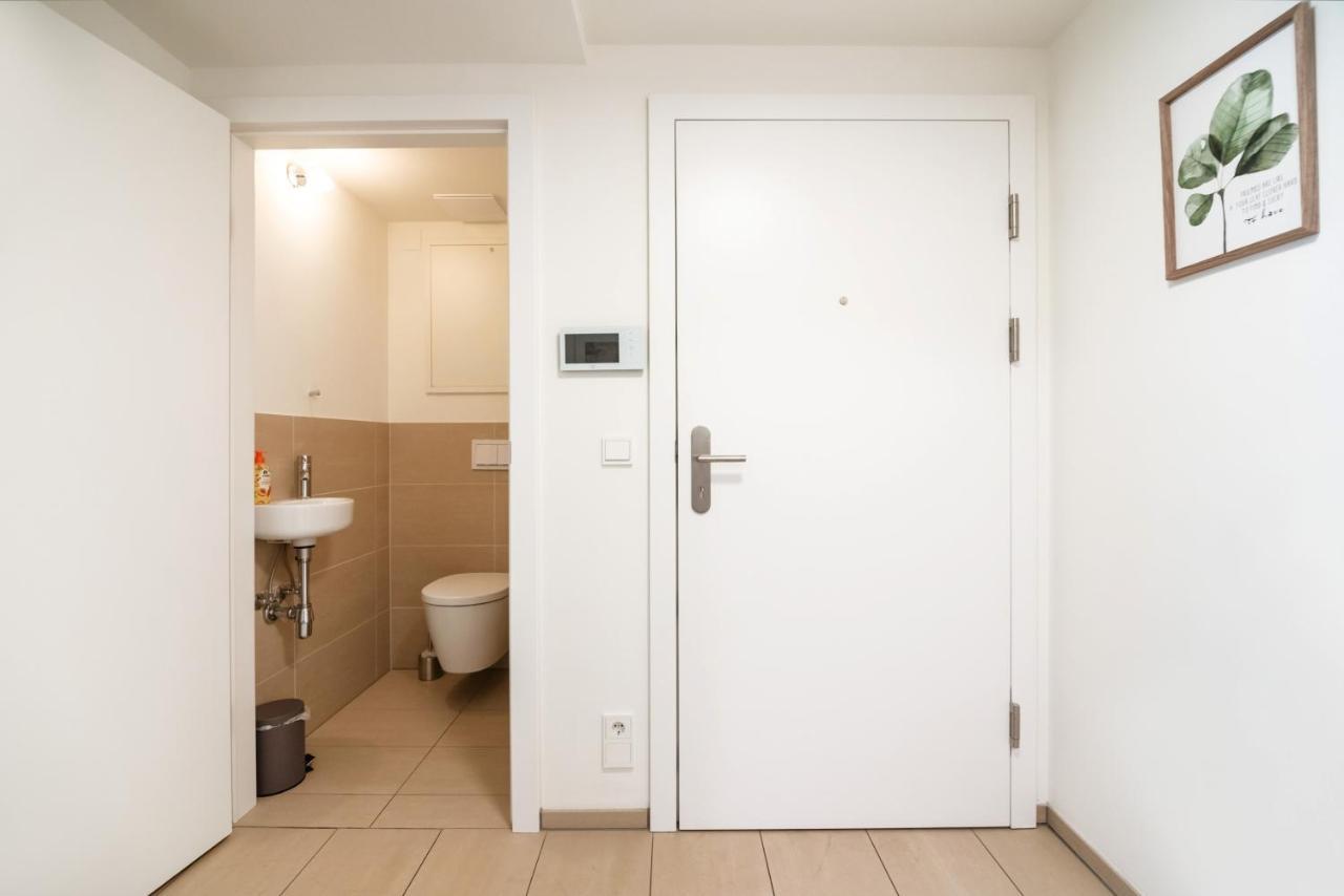 Quiet And Cozy Apartment Next To Mariahilfer Strasse And Naschmarkt With Ac, Minimum 30 Nights Wiedeń Zewnętrze zdjęcie