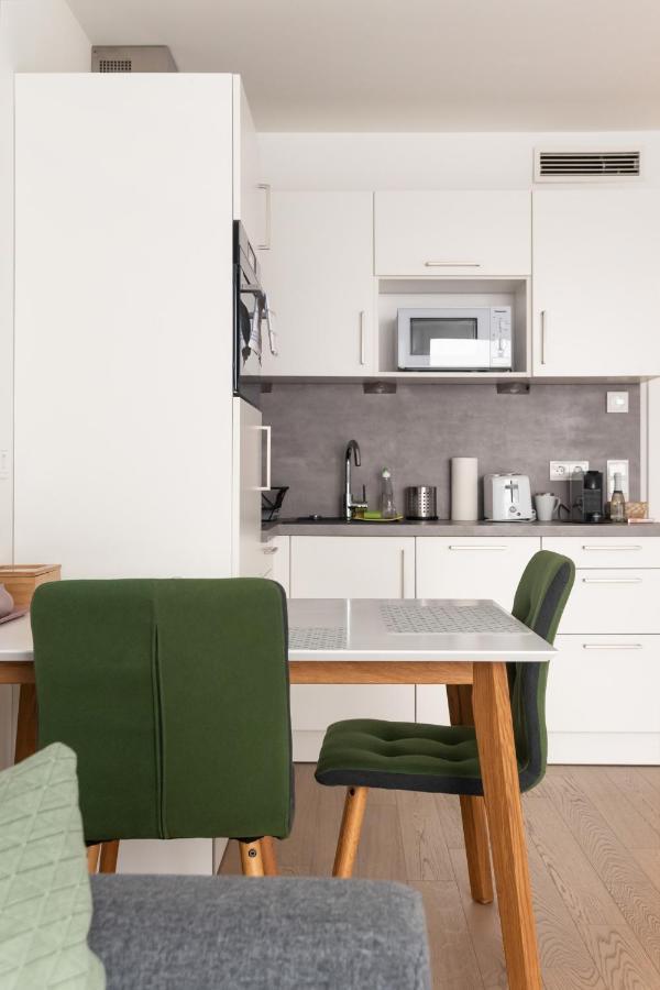 Quiet And Cozy Apartment Next To Mariahilfer Strasse And Naschmarkt With Ac, Minimum 30 Nights Wiedeń Zewnętrze zdjęcie