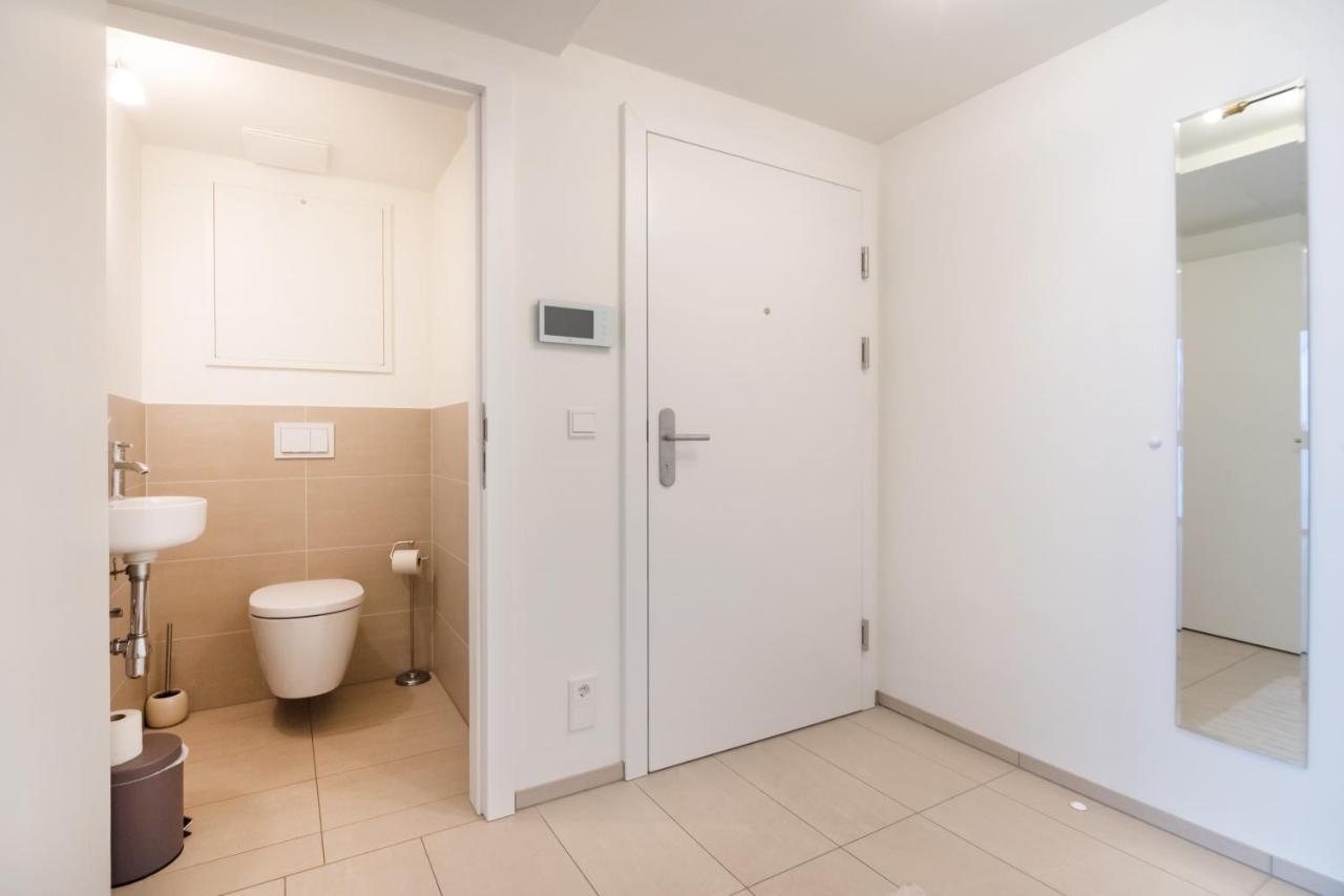 Quiet And Cozy Apartment Next To Mariahilfer Strasse And Naschmarkt With Ac, Minimum 30 Nights Wiedeń Zewnętrze zdjęcie